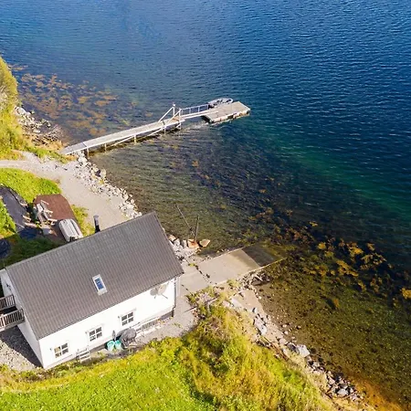 2 Bedroom Amazing In Vestnes