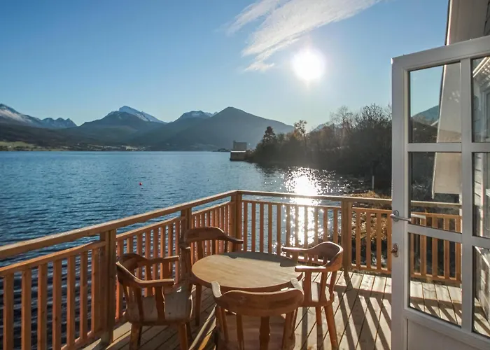 2 Bedroom Amazing In Leilighet