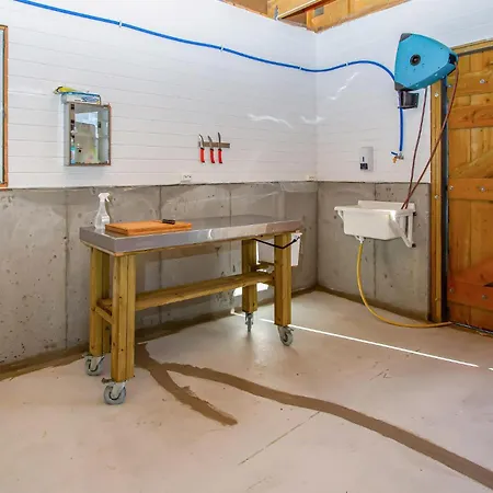 2 Bedroom Stunning In