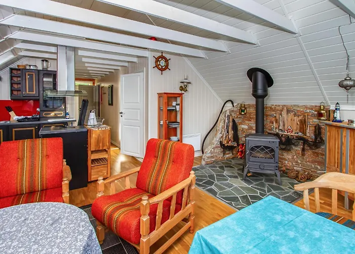 公寓 2 Bedroom Amazing In Vestnes